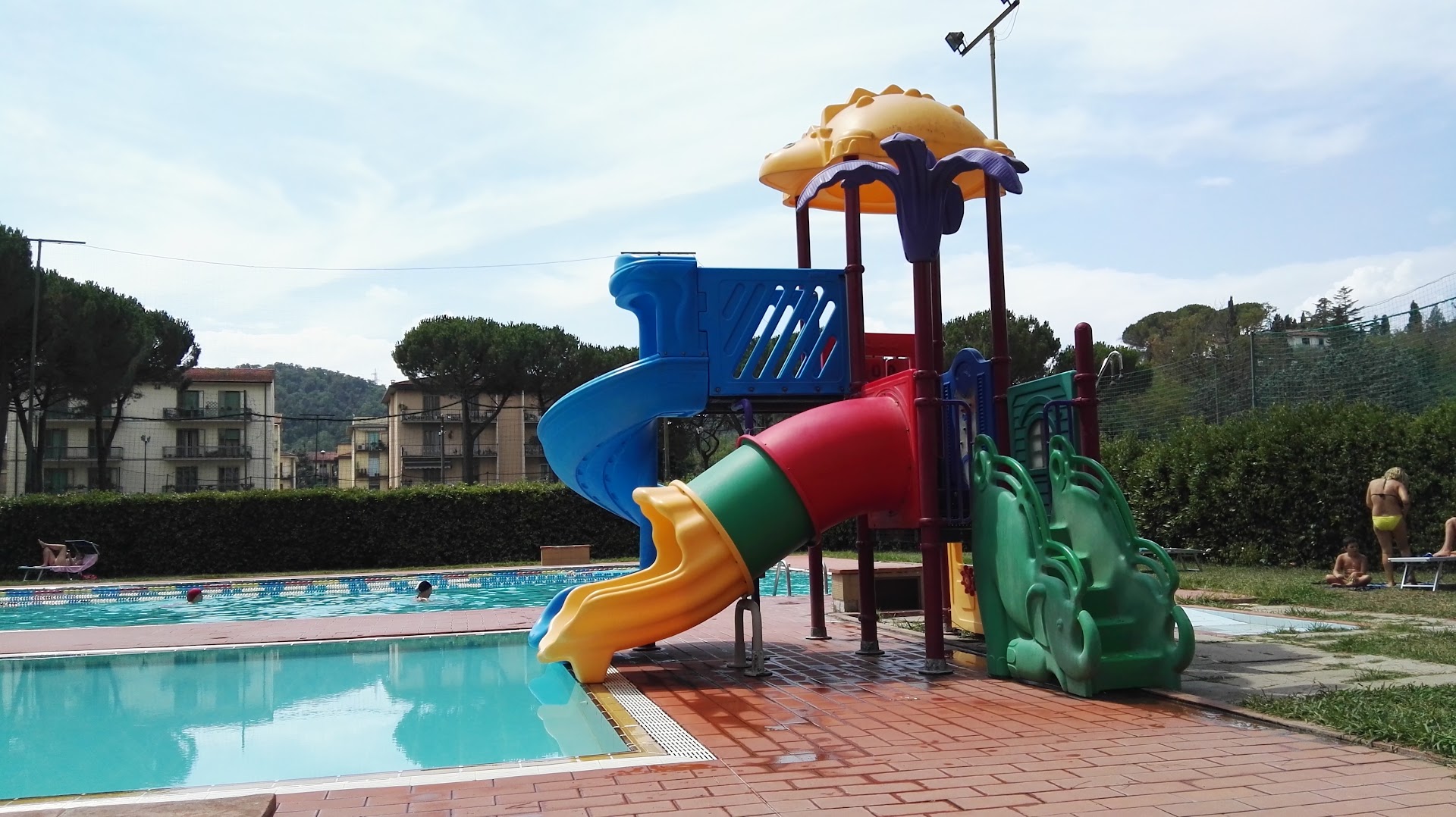 New Zodiac: circolo tennis, padel, calcio
