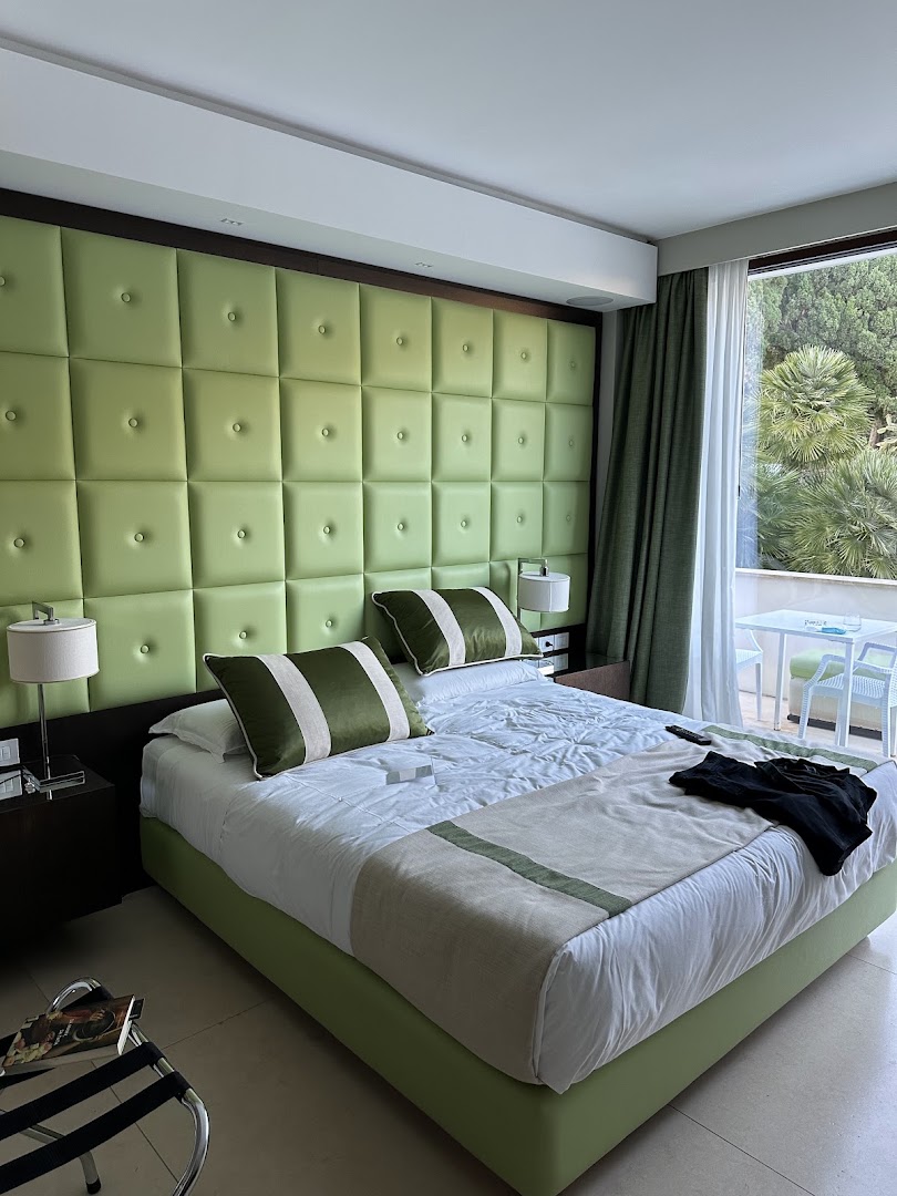Ngonia Bay Hotel Restaurant