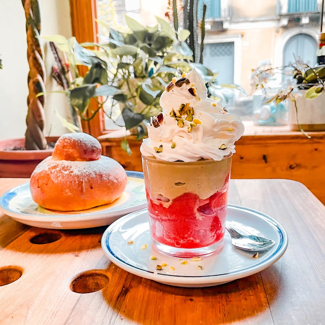 Nica Nuci | Pastry & Coffee