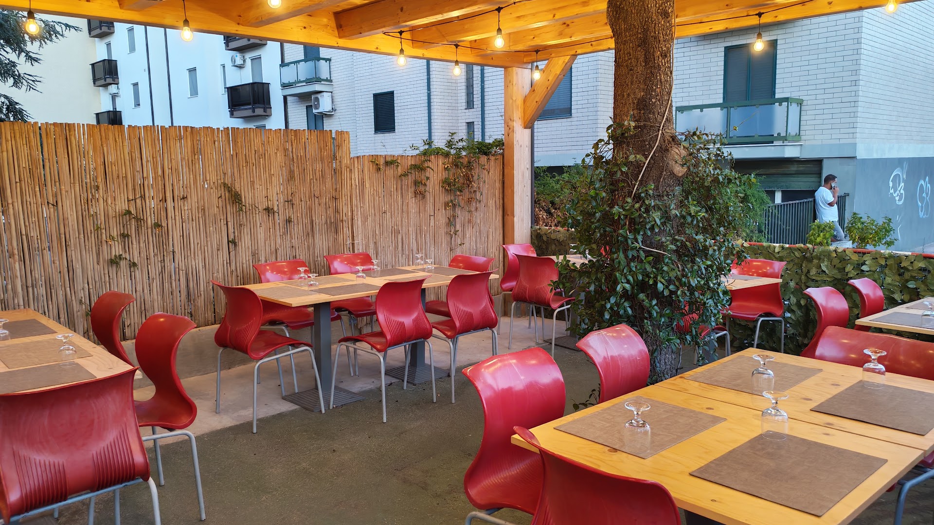 Nico's Bar Pizzeria