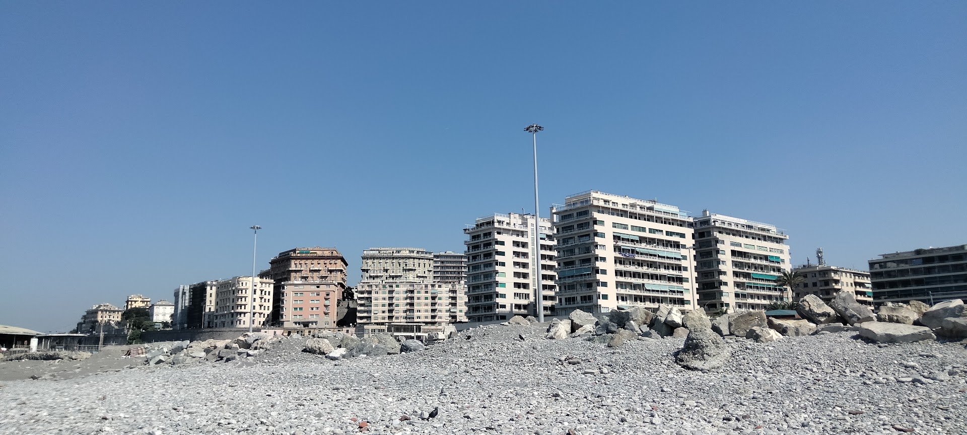 Night And Day Bar, Genova