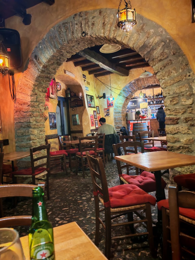 nino's pub