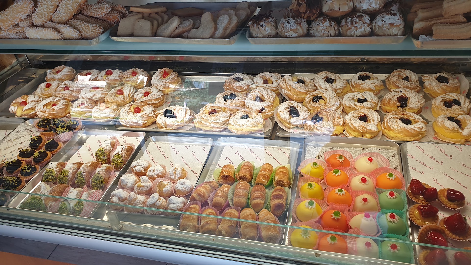 Noa Bar Pasticceria Aperitivi Gelateria Cinisello