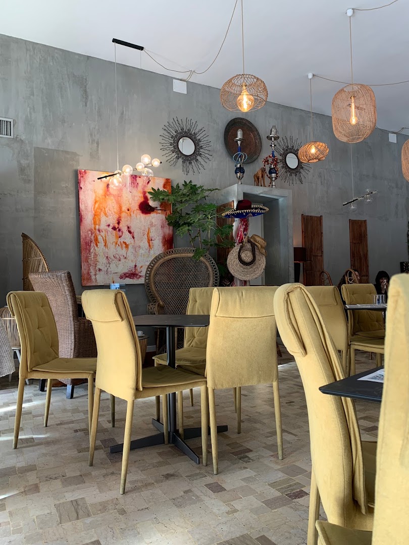Noah lounge cafe