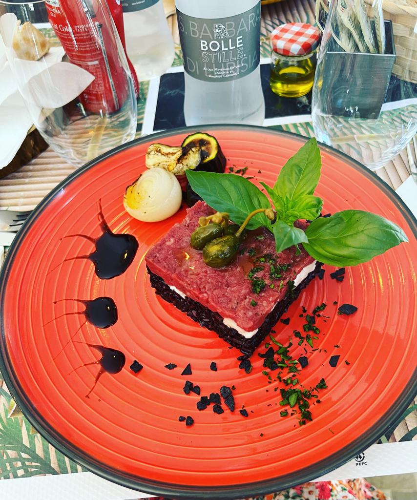 Noah lounge cafe