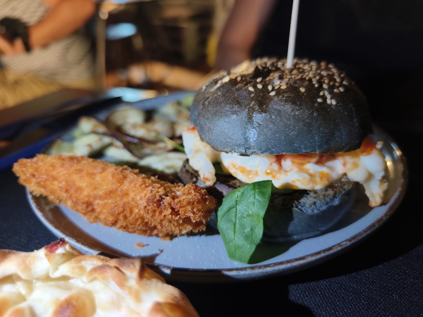 Noah Pizzeria Hamburgeria