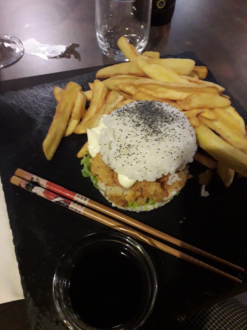 Noah Pizzeria Hamburgeria