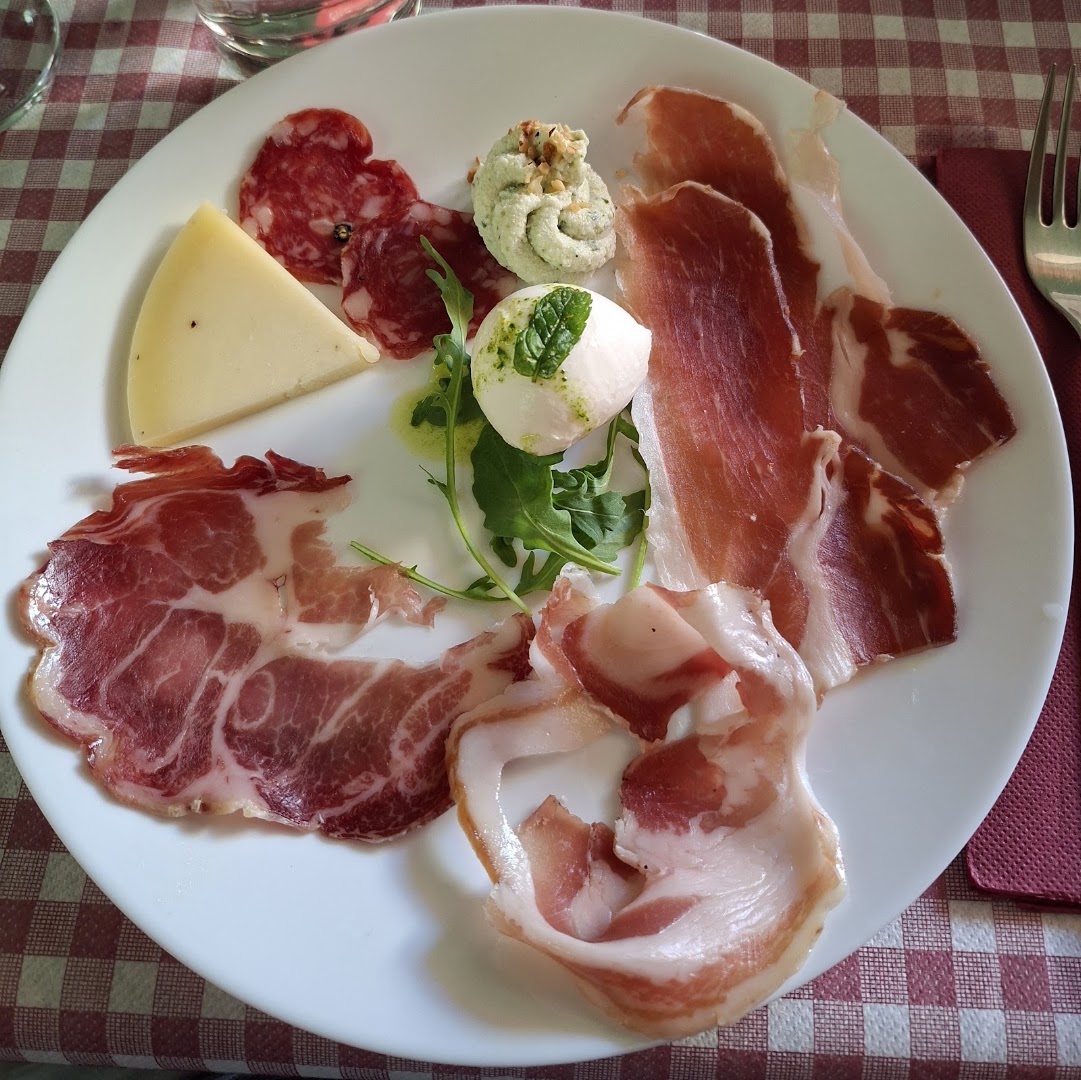 Nonna Ionna - Trattoria Popolare