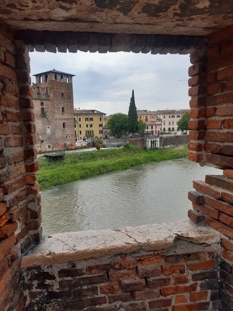 Castelvecchio C