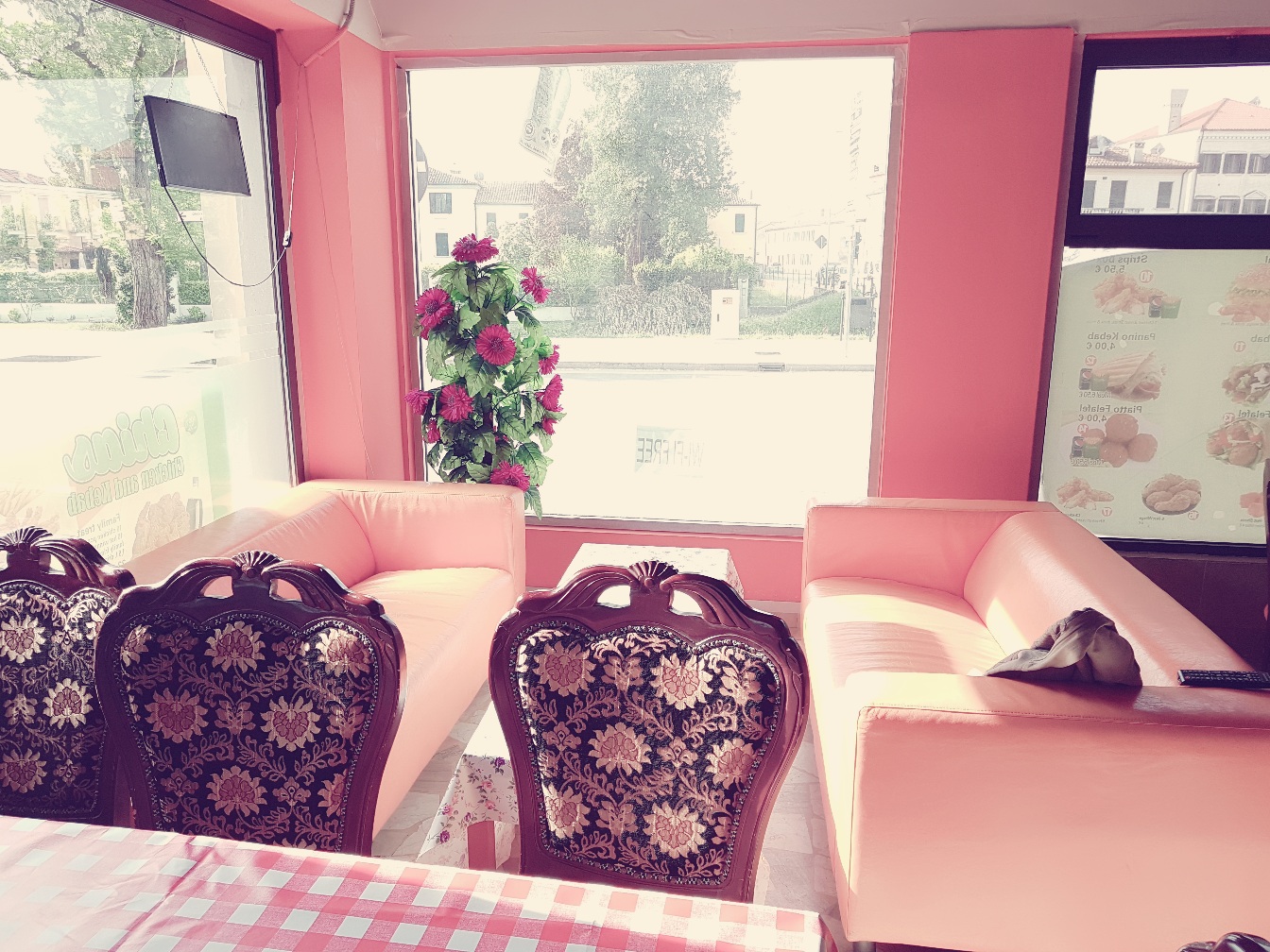 Noor Grill Dolo