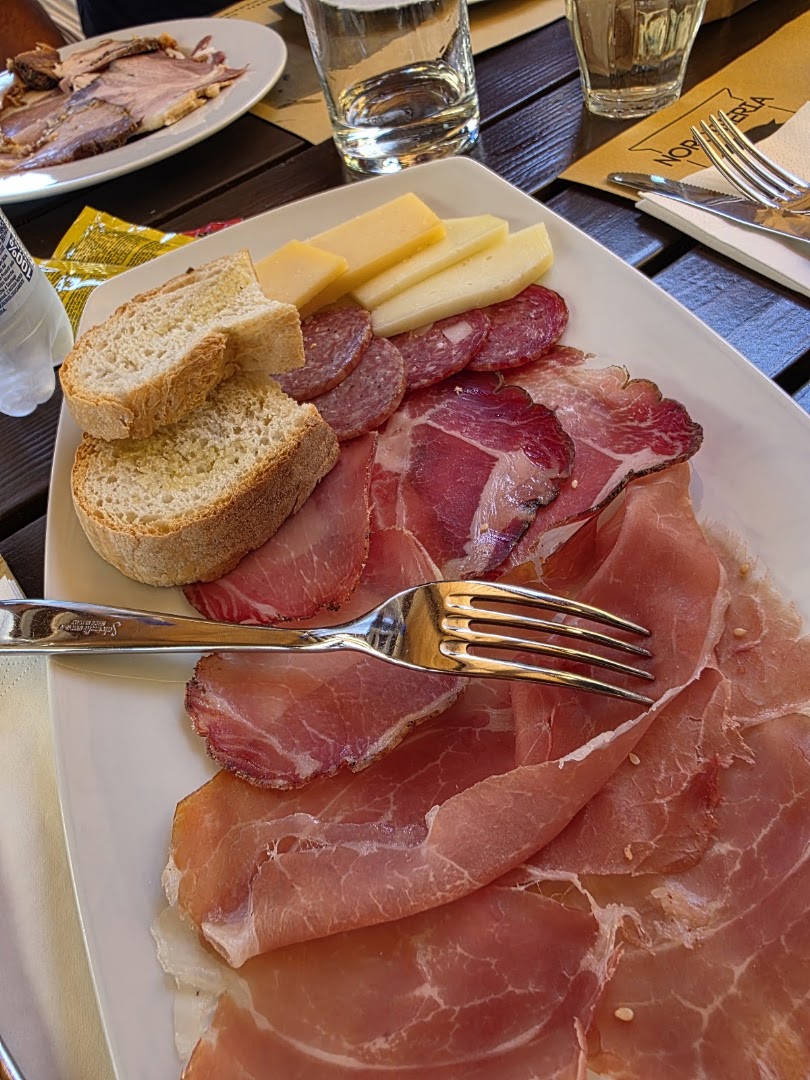 Norcineria La Centrale del Gusto