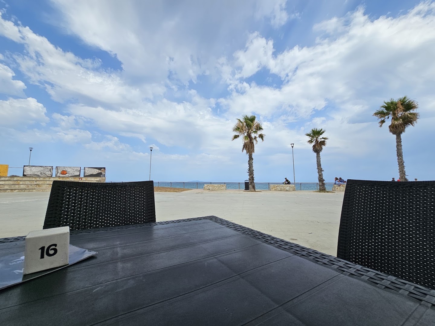 Nord Ovest Beach & Lounge Bar