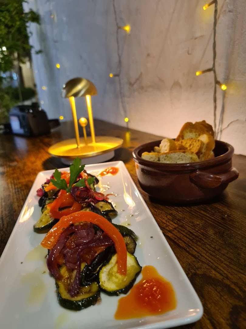 NOTA Drink Wine Food, Brindisi