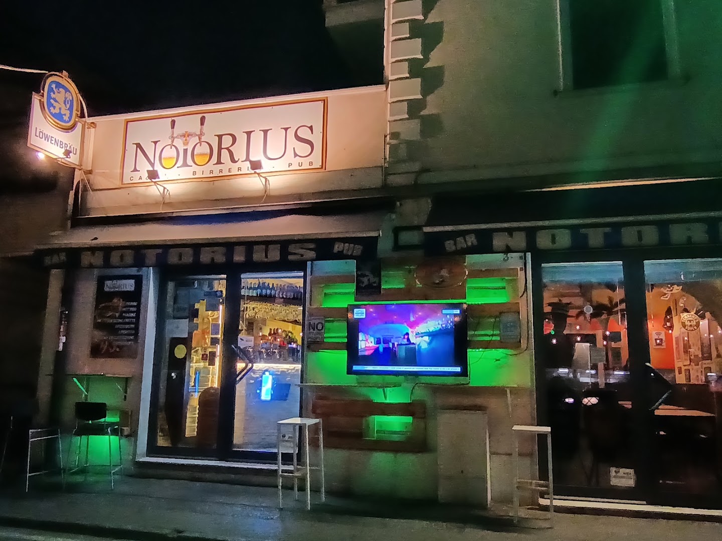 Notorius PUB, Massa