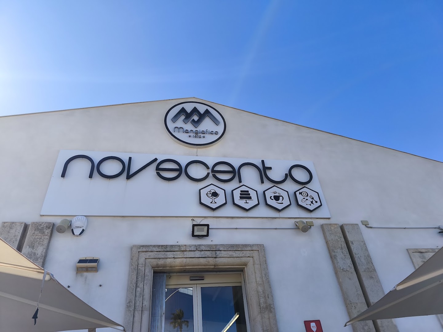 Novecento Mangiafico - Bistrot, Pizzeria, Pasticceria, Caffetteria, Long Drink. Avola.