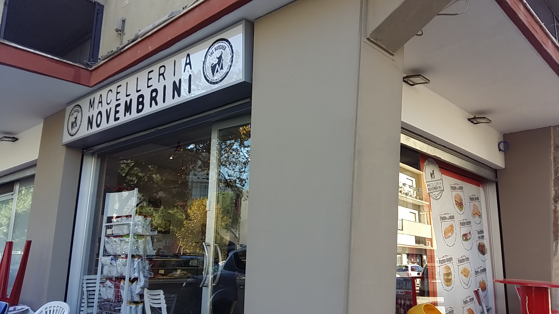 Novembrini, Bari