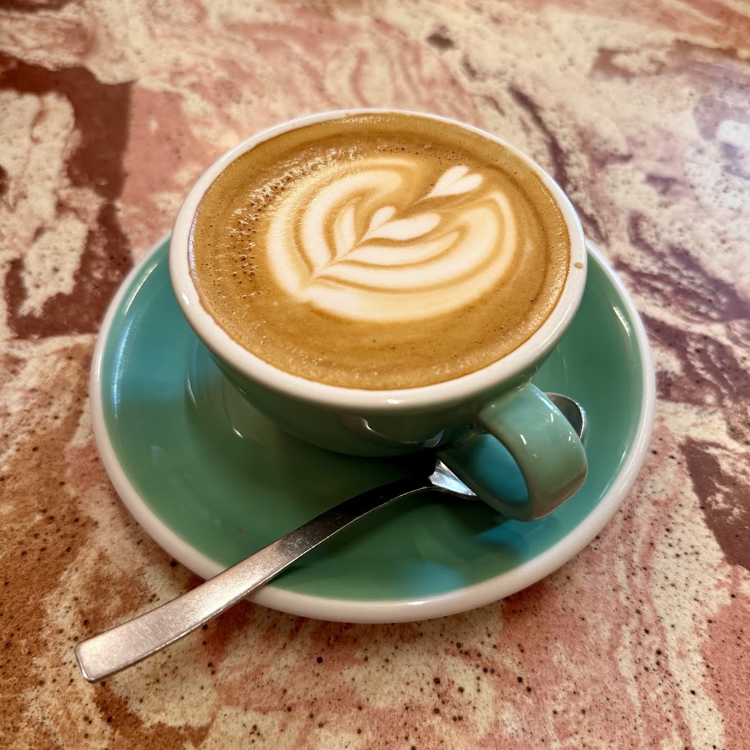 NOWHERE - BISTROT & SPECIALTY COFFEE
