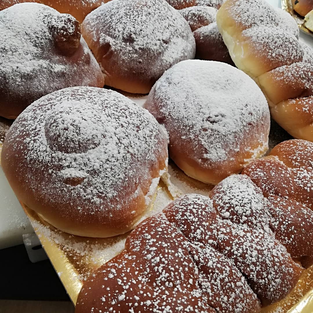 Nu Muorz E Pan Di Alfonso Contieri