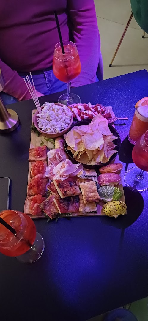 Nu vie Lounge