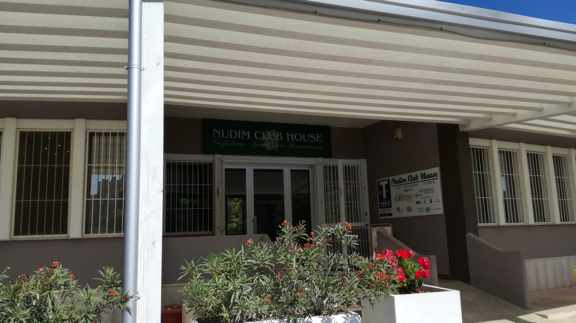 Nudim Club House Di De Astis Raffaele