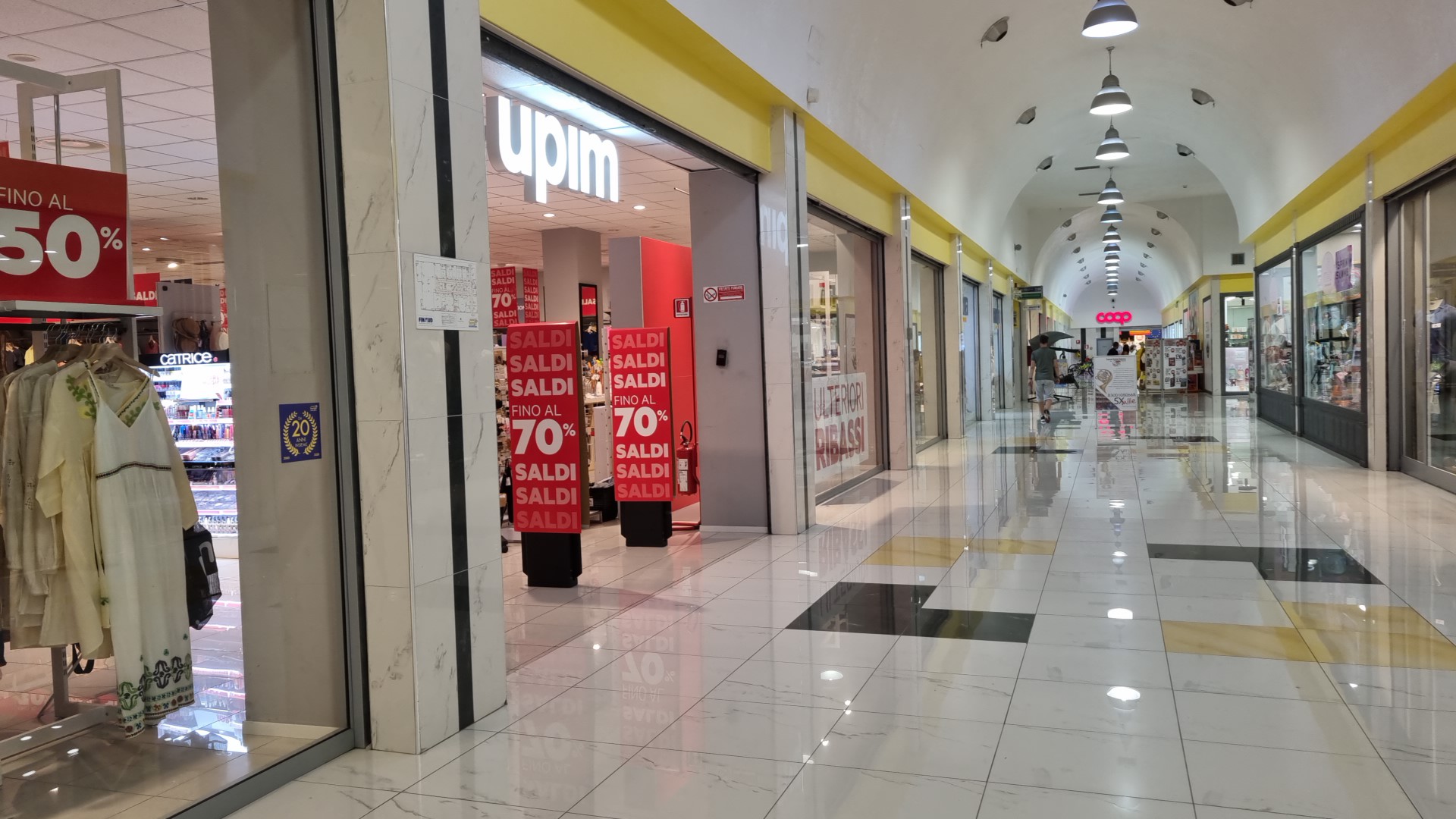 Nuovo Borgo | Centro Commerciale