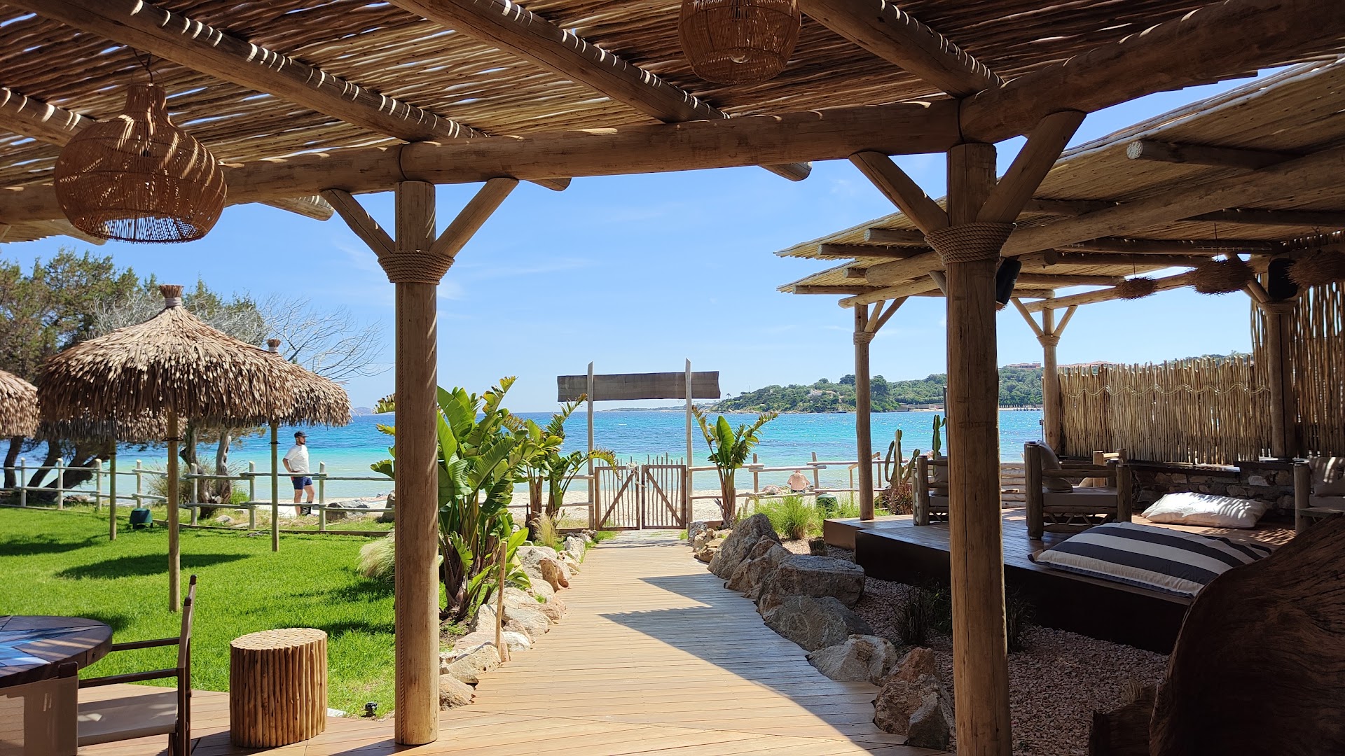 Nurà Social Beach Club