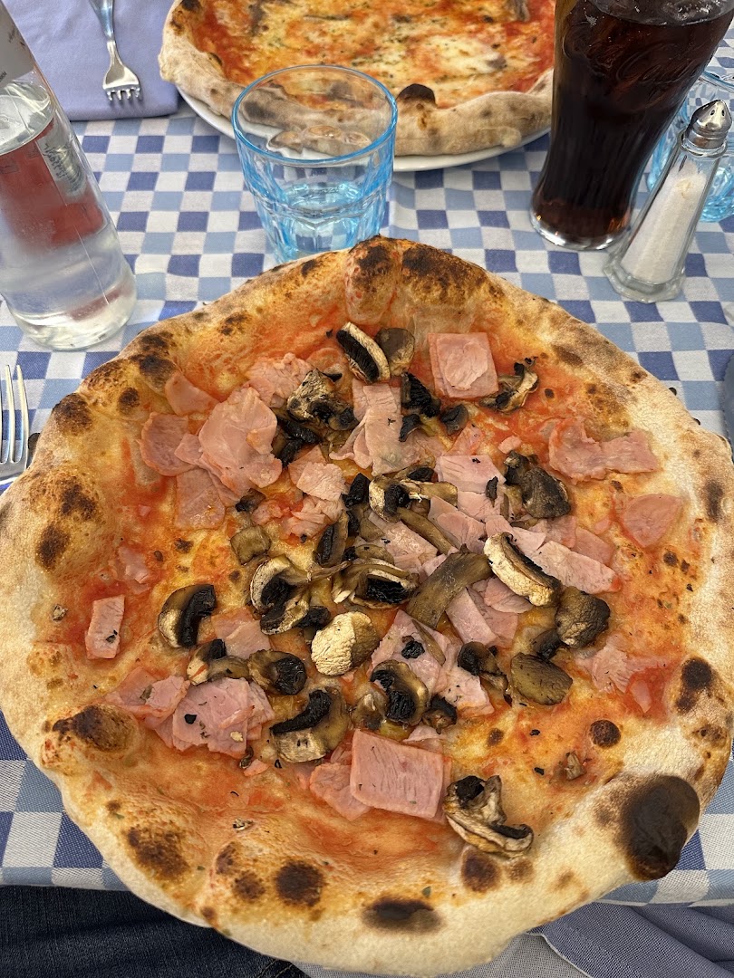 O' Vesuvio Ristorante Pizzeria