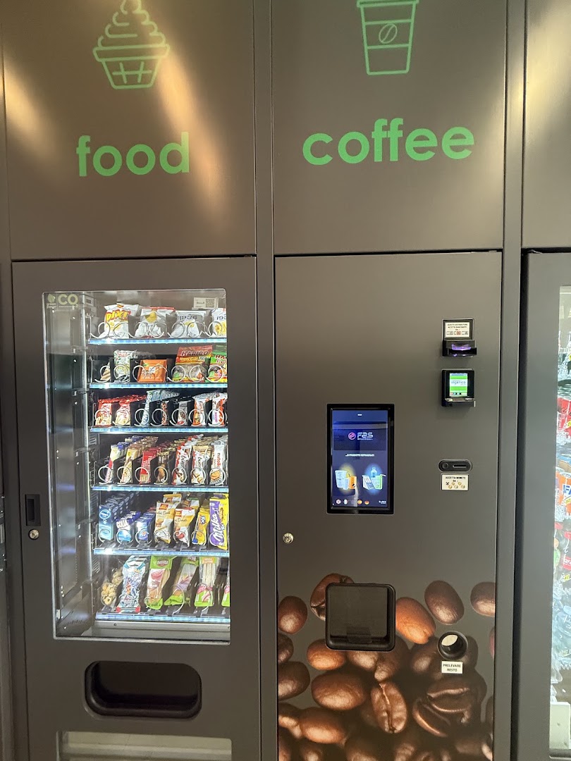 Oasi 24h | Distributore di bevande e snack