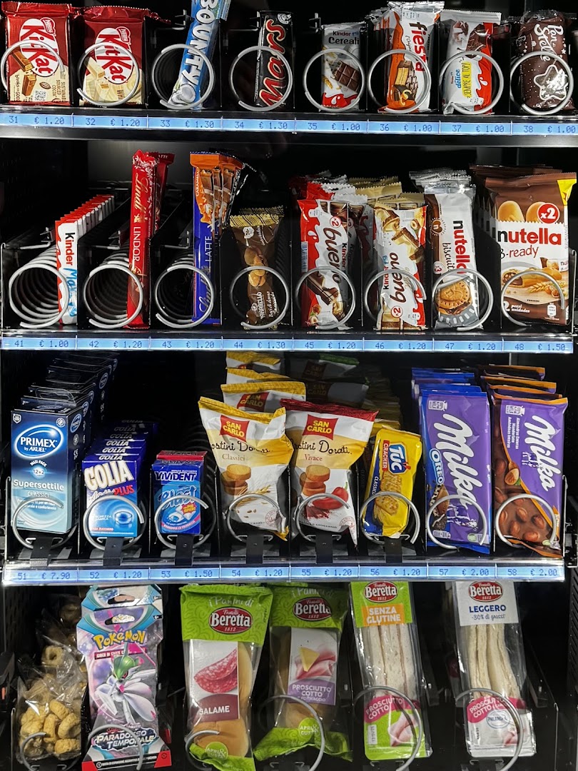 Oasi 24h | Distributore di bevande e snack