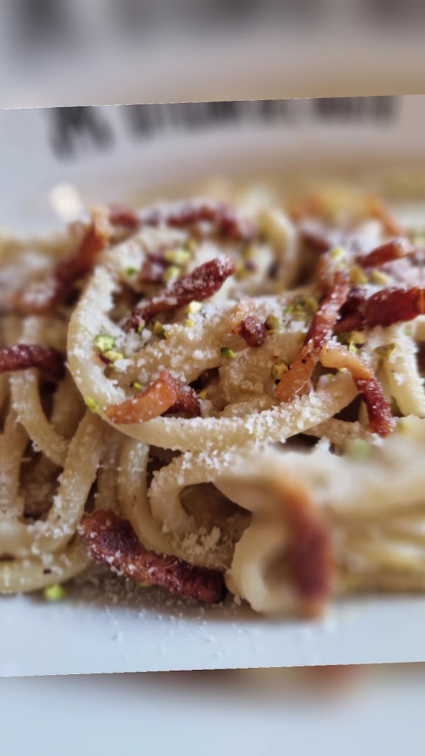 Officina del Gusto Bracciano - Vino - Cucina - Pizza -