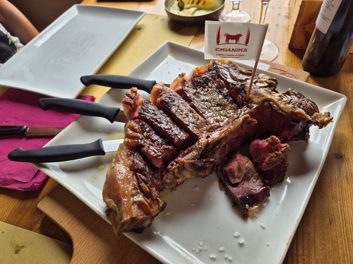 OFFICINA DELLA CHIANINA Fierli Agri-macelleria e Agri-ristoro, Foiano della Chiana