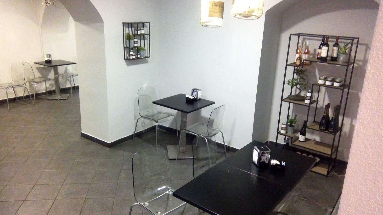 Oia Bar