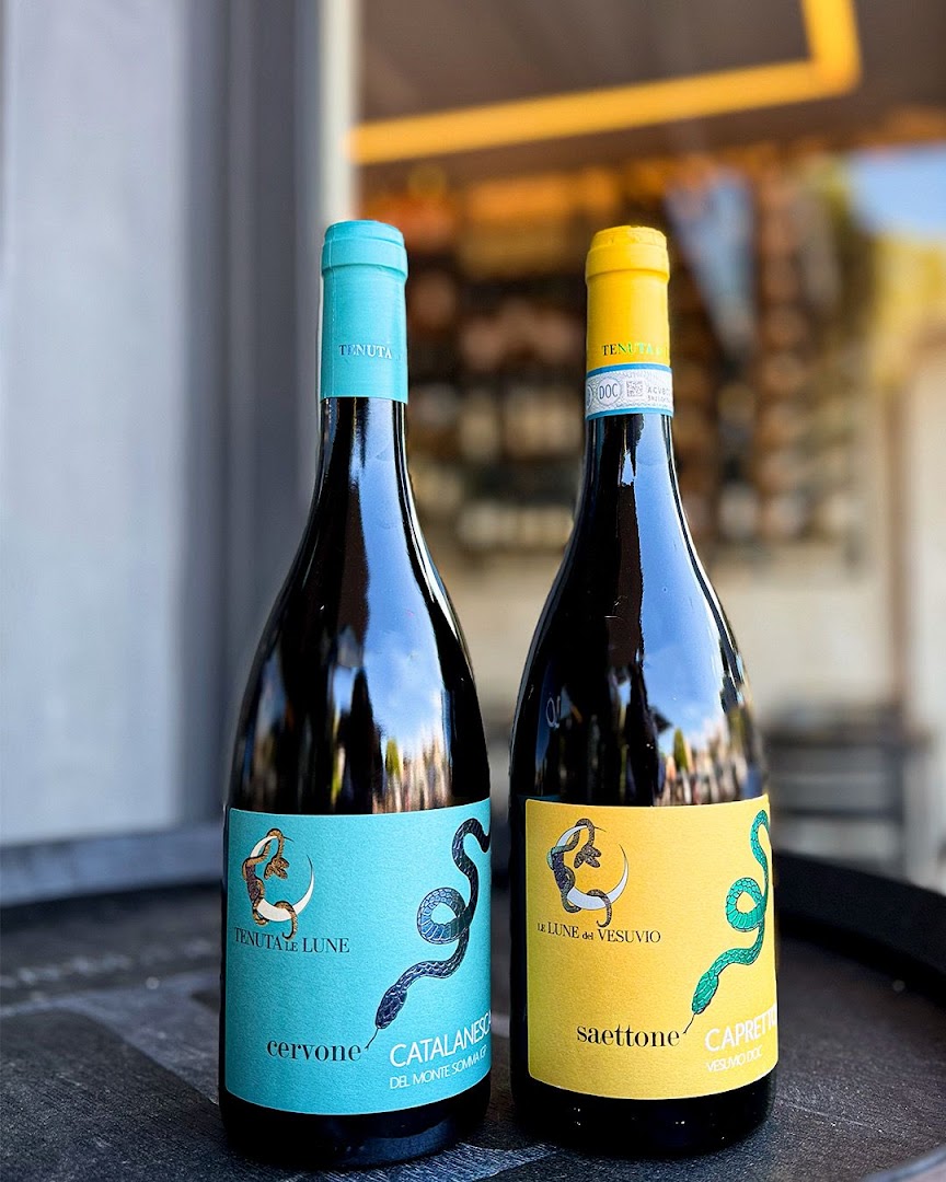 Oinos Wine Bistrot