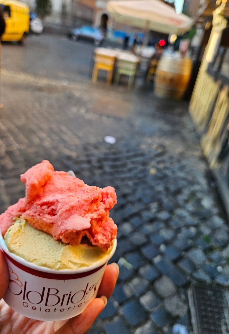 Old Bridge Gelateria Roma