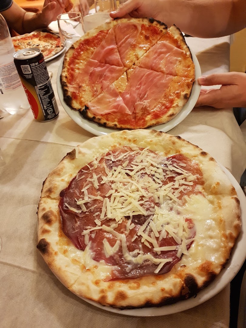 Old Bridge Pizzeria, Mola di Bari