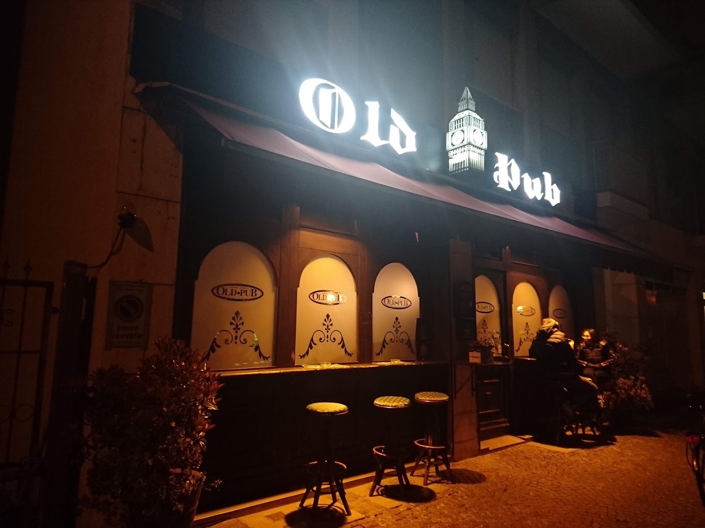 Old Pub