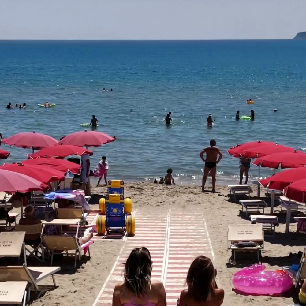 Olimpo di Zeus Metaponto | Spiaggia | Piscina | Ristorante | Padel e Soccer
