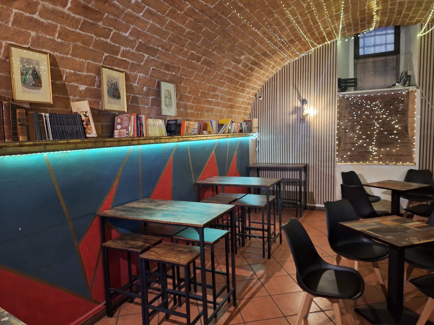 Omà lounge bar bakery house