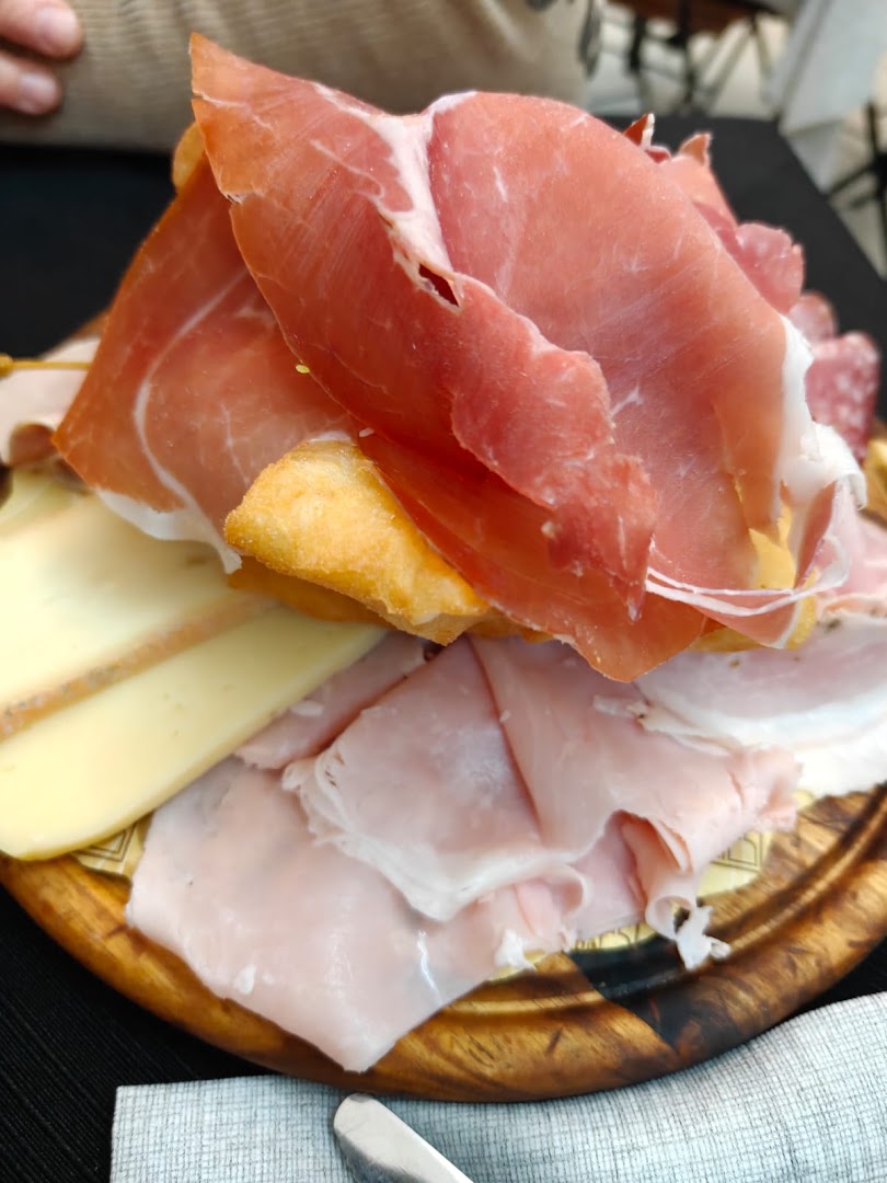 Melomangio