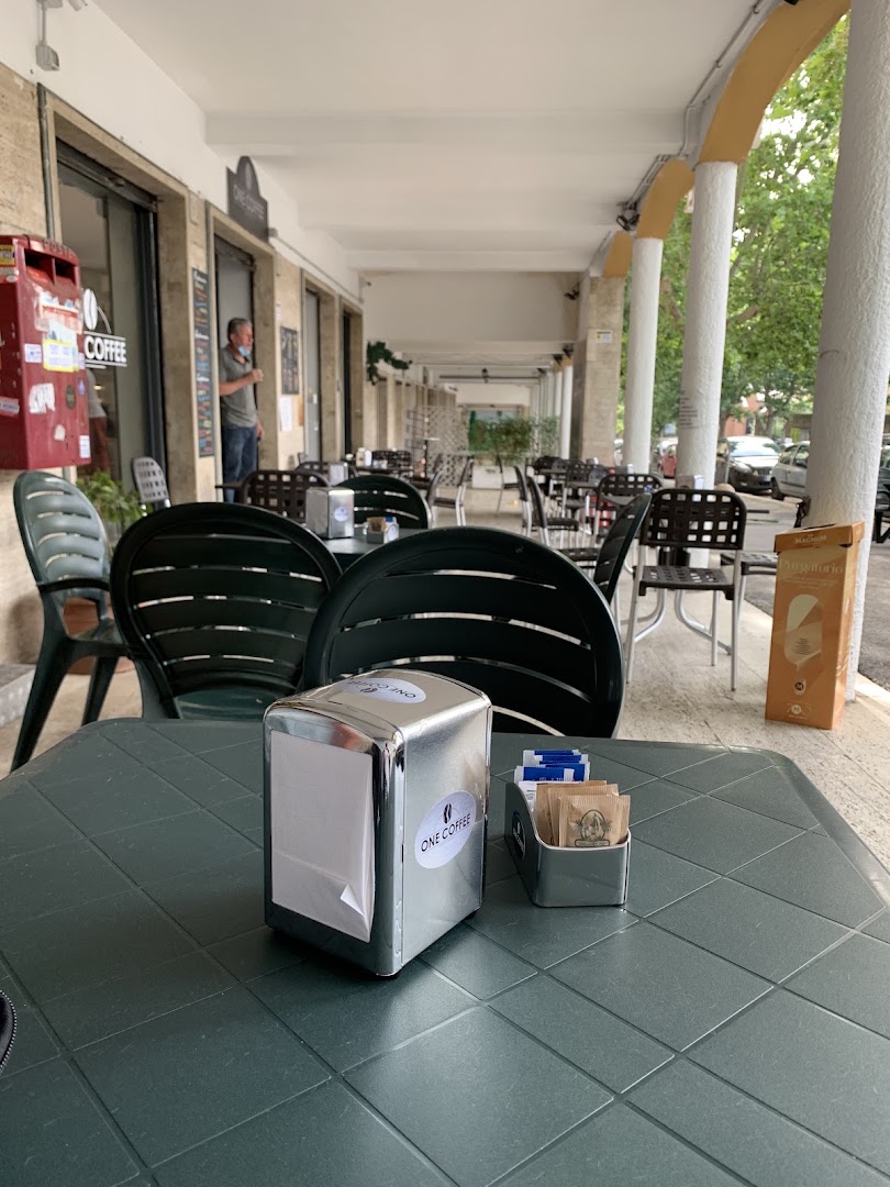 One Coffee-American Bar