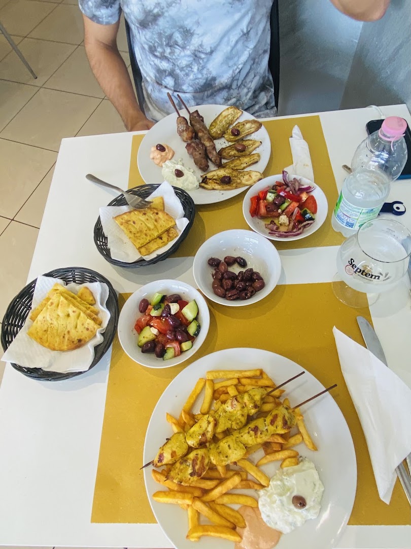 Opà Opà 3 - La Grecia a Cologno