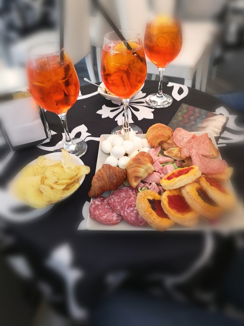 Orange Gelateria e Bar