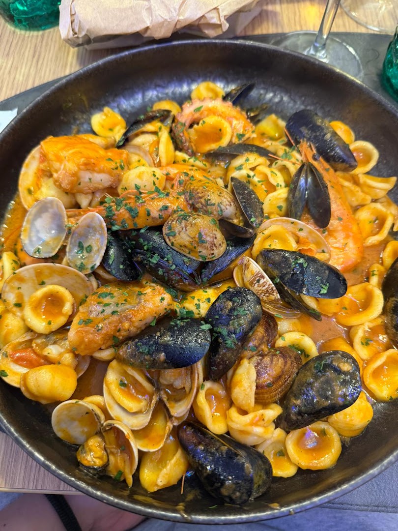 “Orecchietta” Cucina Tipica Italiana