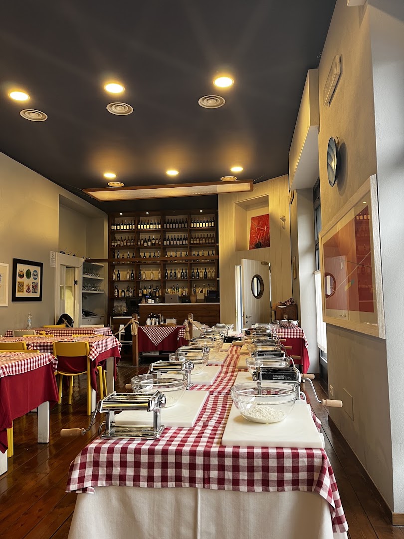 Orecchiette e Vino, Milano