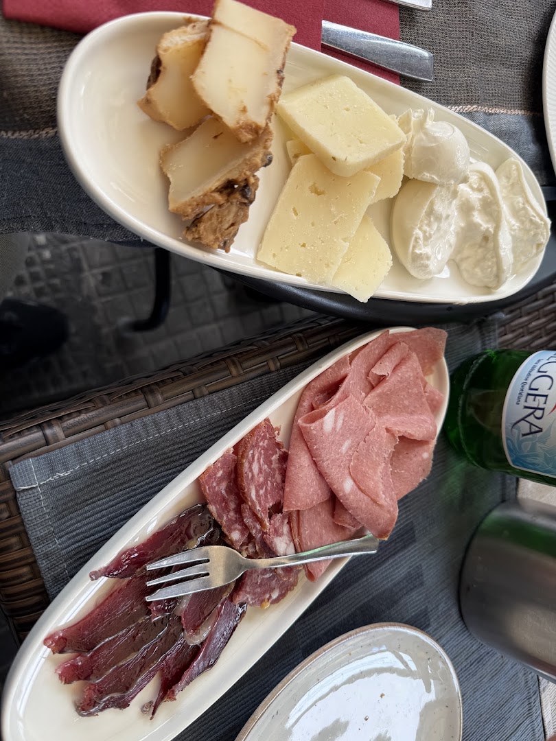 Origini, Bari