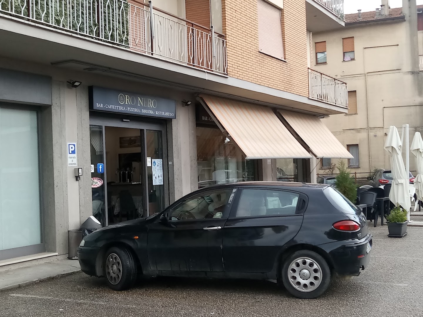 Oro Nero Amelia