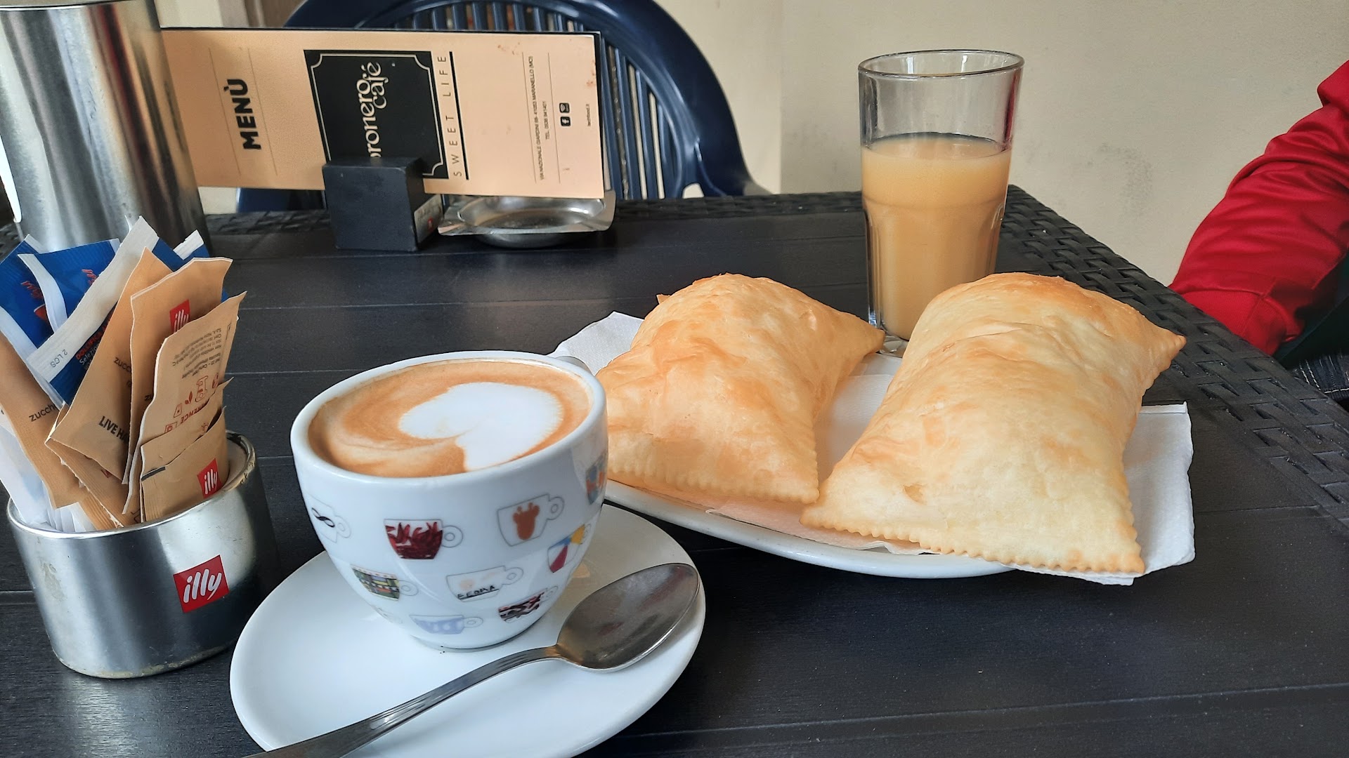 Oronero Café