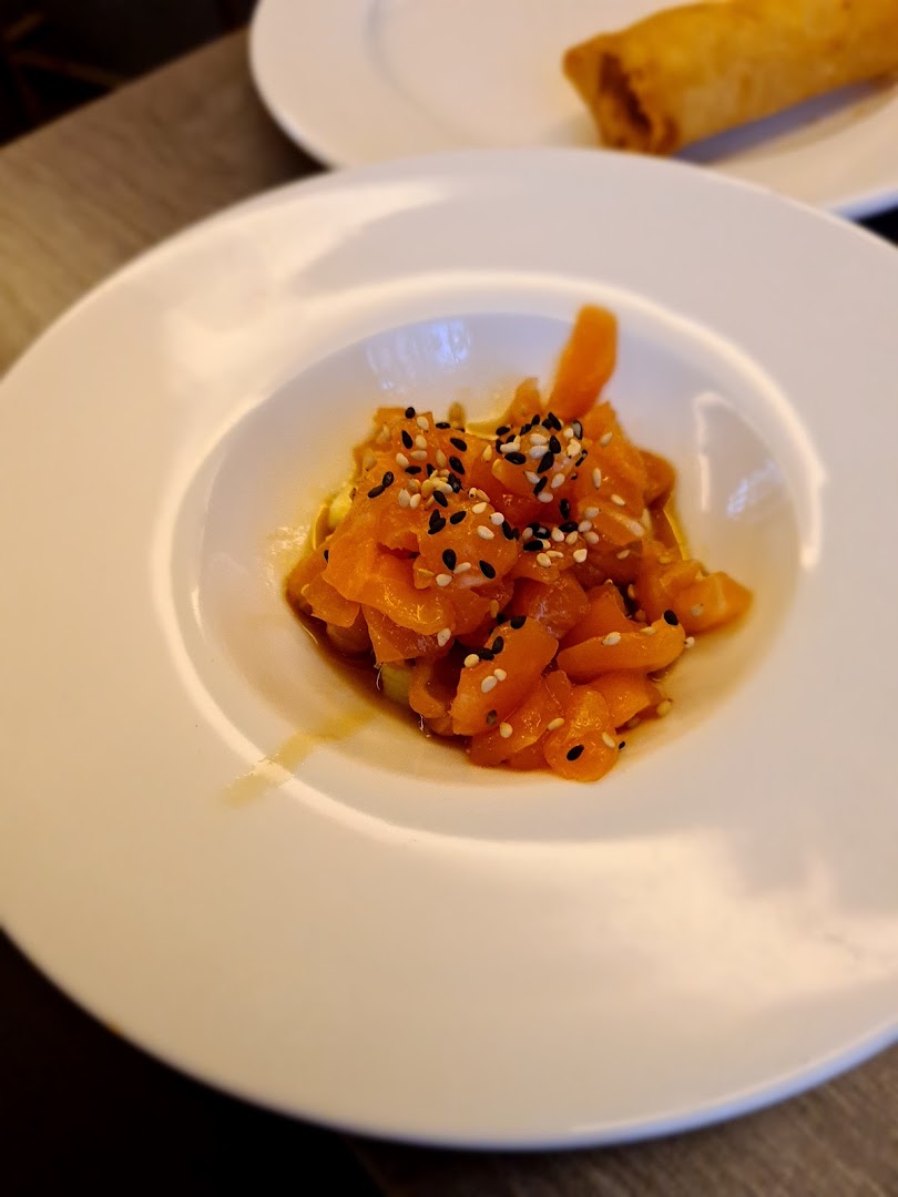 OSAKA SUSHI ASIAN FUSION RESTAURANT ex Nuovo Shanghai
