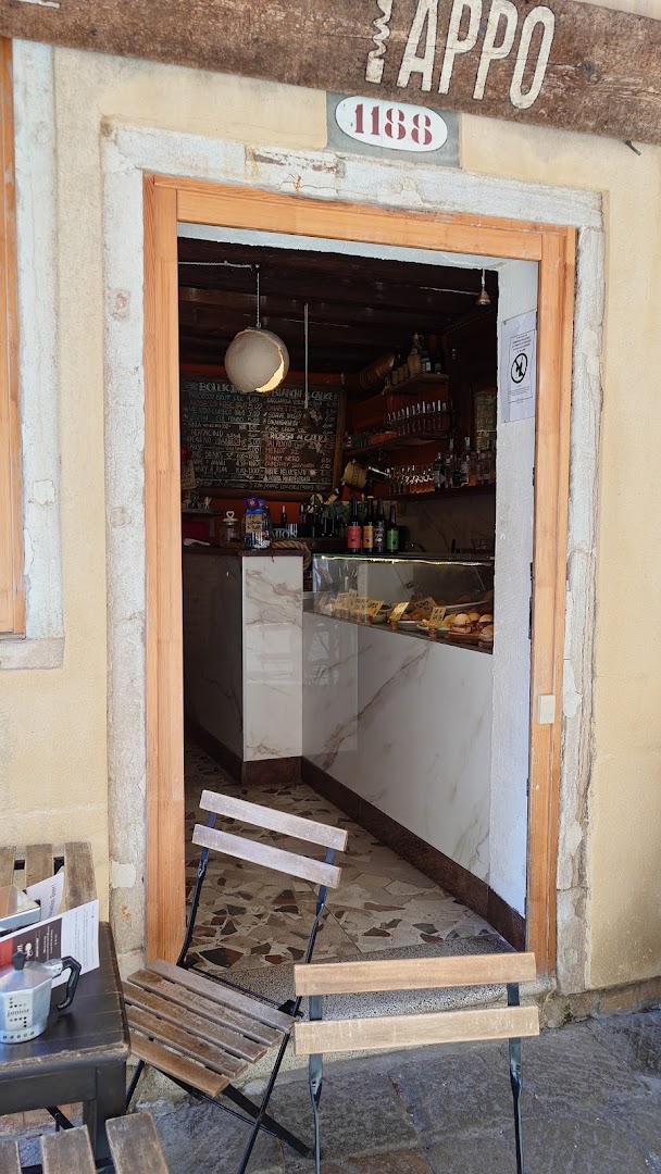 Osteria Al Tappo - Vin e Cicheti.