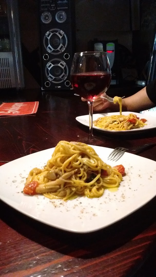 Osteria dalle cugine, Trieste